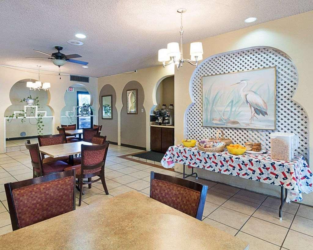 Econo Lodge San Angelo Ristorante foto