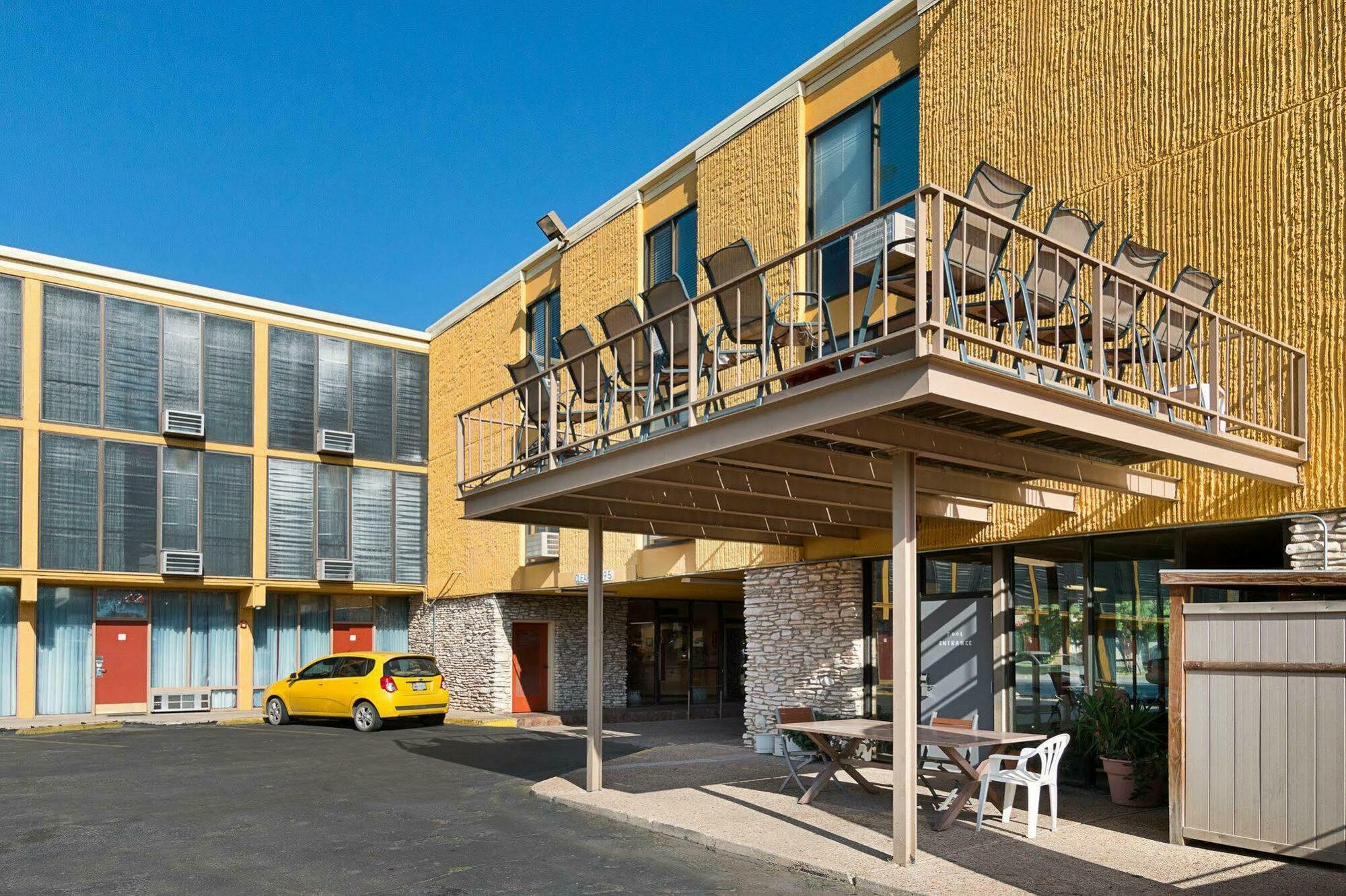 Econo Lodge San Angelo Esterno foto